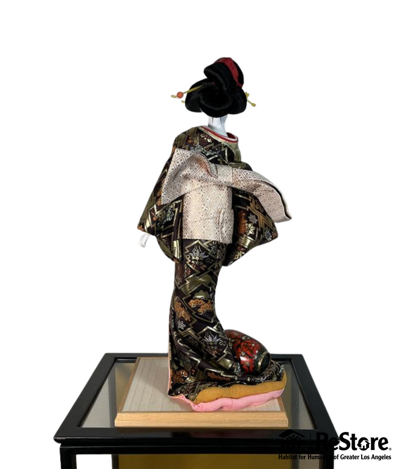 Geisha Doll In Glass Case