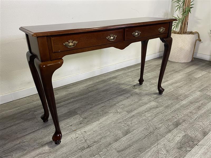 Elegant Style Console Table