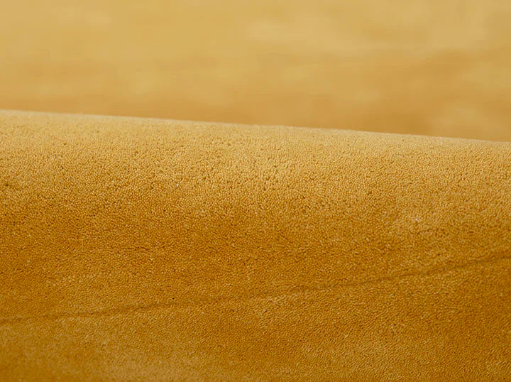 Momeni Rug Claud Collection Tumeric 5’ X 8’