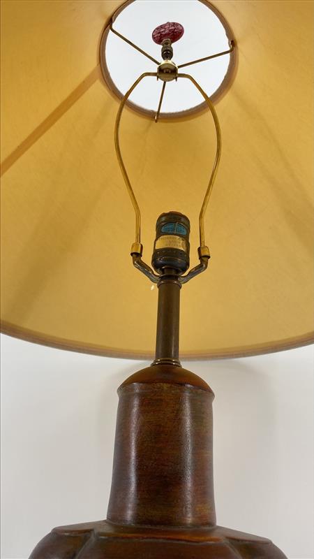 Vintage Elegance Wooden Carved Lamp
